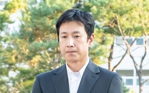 Lee Sun Kyun bị phát hiện 