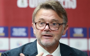 AFC nhận xét bất ngờ về HLV Troussier trước Asian Cup 2023
