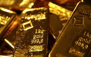 Giá vàng hôm nay 31/12: Vàng thế giới tăng 13%/năm, dự báo lập kỷ lục mới trong năm 2024
