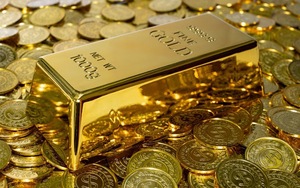 Giá vàng hôm nay 1/1: Giá vàng thế giới có thể đạt mức 2.250 USD trong nửa đầu năm 2024?