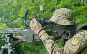 Xạ thủ bắn tỉa siêu đẳng nhất Ukraine gieo ác mộng cho lính Nga: Hãy để họ ngồi đó và sợ hãi!