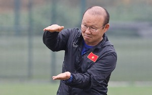 Tin sáng (7/12): “Cối xay HLV ngoại” khiến HLV Park Hang-seo e ngại V.League?