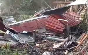 Nổ lớn thổi bay một gian nhà mái bằng ở Ninh Bình, nghi có người tử vong