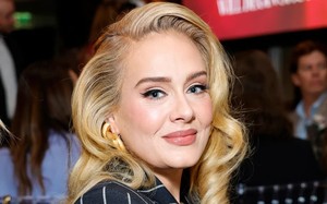 Adele hé lộ lý do cô chỉ ra mắt 4 album sau 17 năm hoạt động