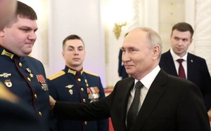 Tổng thống Nga Putin tiết lộ tin nóng với binh sĩ: Tôi sẽ tái tranh cử tổng thống năm 2024!
