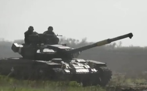 Nga tấn công Avdiivka bằng bộ binh, Ukraine xua xe tăng săn đuổi khiến lính Nga tháo chạy tán loạn