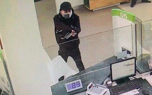 Người đàn ông mua súng đi cướp ngân hàng ở Thanh Hóa có thể bị xử lý thế nào?