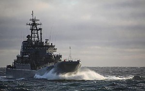 Tàu chiến của Hạm đội phương Bắc Nga ra khơi với vũ khí hạt nhân trên tàu