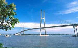 Đây là cây cầu đẹp nhất Vĩnh Long, nối miền quê sông nước này với vùng đất Tiền Giang