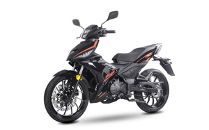 Spectre GP 125 sở hữu động cơ 125cc mạnh mẽ và tiết kiệm xăng