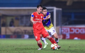 CĐV Việt Nam: "V.League là giải đấu khác biệt... nhất thế giới"