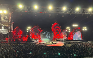 Hà Anh Tuấn một lần nữa khẳng định vị thế với hai đêm concert chật kín khán giả