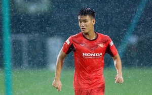 Cầu thủ được HLV Park Hang-seo "đặc cách" lên U23 Việt Nam bất ngờ... giải nghệ