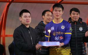 Hà Nội FC tổ chức sinh nhật cho chủ tịch Đỗ Vinh Quang