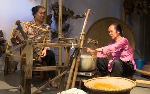 Người gìn giữ nét đẹp làng nghề ngàn năm tuổi của Hà Nội