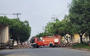 Vụ dùng xe chữa cháy đòi nợ: Công ty Tân Tạo yêu cầu Công ty Việt Sinh phải trả … chi phí chặn xe!