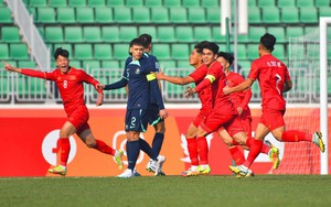 Quốc Việt lập siêu phẩm, U20 Việt Nam đánh bại U20 Australia