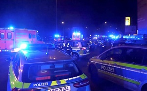Clip: Xả súng tại nhà thờ ở Đức khiến ít nhất 6 người thiệt mạng