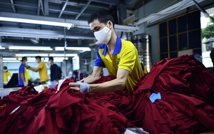 Trung Quốc mở cửa, doanh nghiệp dệt may sẽ gặp nhiều thách thức