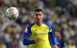 Hành động thô thiển trên sân, Ronaldo lập tức bị trừng phạt