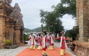 Vùng đất "bảo vật" ở Khánh Hòa, nơi người Chăm với người Việt cùng thờ một tượng nữ thần dù tên gọi khác nhau