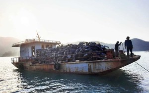 Quảng Ninh: Vân Đồn sẽ thay thế gần 1 triệu phao xốp trên biển trước 30/4