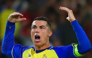 Ronaldo lập siêu phẩm sút phạt, góp công giúp Al Nassr ngược dòng ngoạn mục