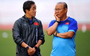 HLV Park Hang-seo và trợ lý Lee Young-jin dẫn dắt 1 "đại gia" V.League?