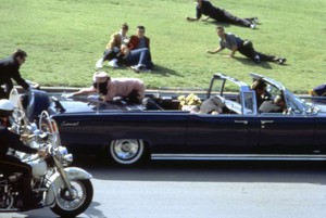Ai mới là kẻ chủ mưu vụ ám sát Tổng thống Kennedy?