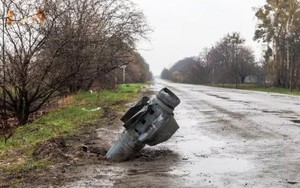 Tuyến đường cung cấp tên lửa Kalibr của Nga ở Dzhankoy bị tê liệt bởi cuộc không kích của Ukraine