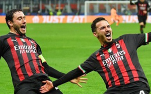 Đánh bại Napoli, AC Milan chiếm lợi thế tại Champions League