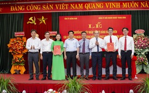 Lễ chuyển giao – tiếp nhận tổ chức đảng, đảng viên trong các Chi nhánh Agribank trên địa bàn tỉnh Quảng Nam