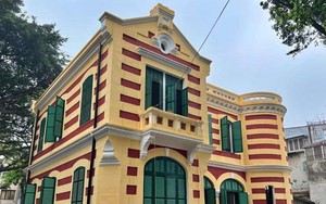 Vụ biệt thự 49 Trần Hưng Đạo sơn màu mới gây tranh cãi: "Nhà Hà Nội học" Nguyễn Ngọc Tiến nói gì?