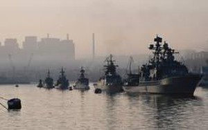 Nga tung 25 ngàn quân, 167 tàu chiến, 12 tàu ngầm, 89 máy bay 'làm mưa làm gió' trên biển