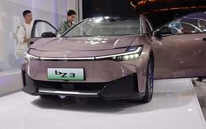 Toyota bZ3 chốt giá bán chính thức từ 580 triệu đồng