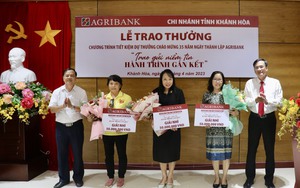 Agribank Chi nhánh tỉnh Khánh Hòa tổ chức lễ trao thưởng cho khách hàng