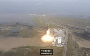 Tên lửa lớn nhất thế giới Starship phát nổ khi bay thử nghiệm