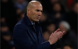 Juventus chịu mất 21 triệu euro, mời HLV Zidane ngồi "ghế nóng"?
