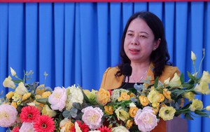 Phó Chủ tịch nước Võ Thị Ánh Xuân tiếp xúc cử tri tại An Giang