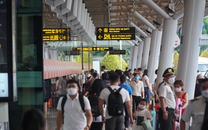 Sân bay Tân Sơn Nhất đón khoảng 756.000 khách dịp lễ 30/4, ngày cao điểm có hơn 800 chuyến bay