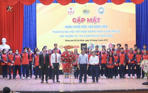 Đen Vâu tiếp lửa cho đoàn thể thao Việt Nam dự SEA Games 32