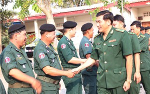 Bộ đội Biên phòng An Giang chúc Tết cổ truyền các lực lượng vũ trang Campuchia