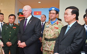 Chủ tịch nước Võ Văn Thưởng và Toàn quyền Australia thăm Cục Gìn giữ hòa bình