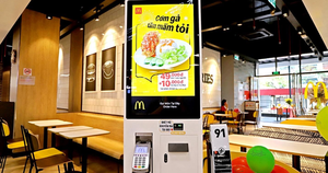 Con số &quot;ám ảnh&quot; McDonald's và Starbucks tại thị trường Việt Nam: Mở 100 cửa hàng trong 10 năm