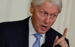 Cựu Tổng thống Bill Clinton hối hận vì đã làm điều này với Ukraine