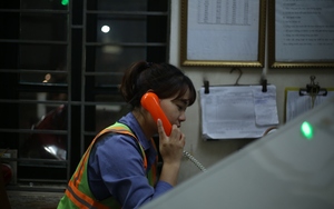“Đêm trắng” của nữ nhân viên gác tàu hỏa ở Hà Nội
