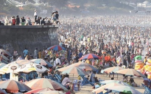 Bà Rịa - Vũng Tàu đón hơn 223.600 lượt khách đến vui chơi tắm biển trong 3 ngày đầu nghỉ lễ