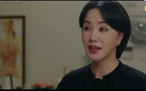 Phim Bác sĩ Cha tập 10: Uhm Jung Hwa suy sụp khi đối đầu với "tiểu tam" vì lý do này