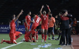 CĐV Indonesia "phát điên" với tấm HCV SEA Games lịch sử