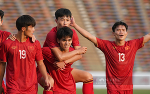 Clip: Khuất Văn Khang phá lưới U22 Myanmar, 3-0 cho U22 Việt Nam